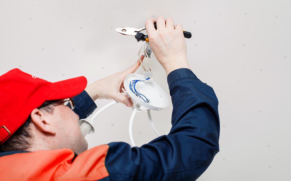 électricien installateur Le Bourget
